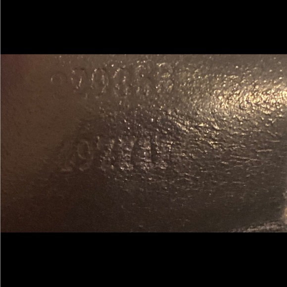 *** AUTHENTIC*** Black Gucci bag gunmetal hardware - Picture 7 of 8